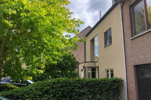vlakcementeren + afwerking in spuitkurk